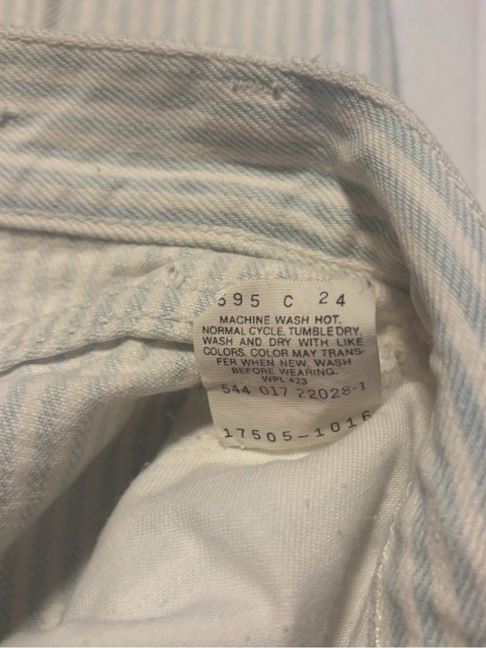 Vintage Levi’s 17505 Juniors 13 White Baby Blue Striped Tapered High Rise Jeans - Picture 8 of 8